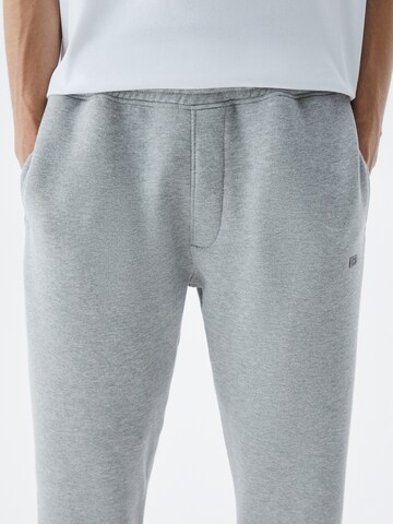 Pull&Bear Regular Trousers in Grey