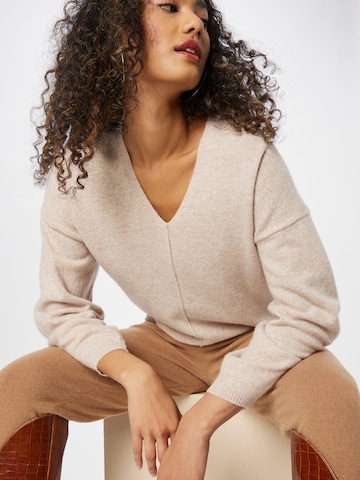 Sisley Sweater in Beige