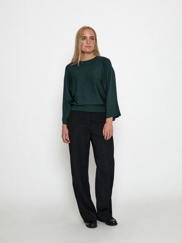 minus Top 'Tess' in Groen