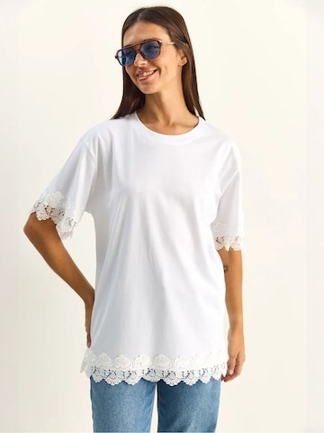 Maglietta 'T-Shirts' di Bianco Lucci in bianco