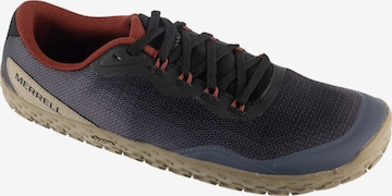 Chaussure basse 'Vapor Glove 7' MERRELL en gris : devant