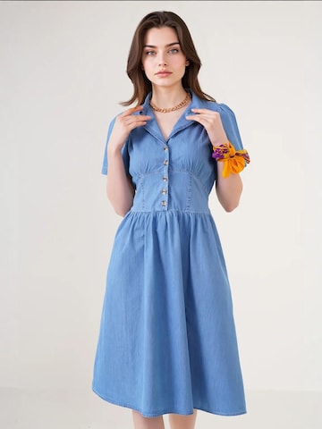 Bigdart Jurk 'Midi' in Blauw: voorkant