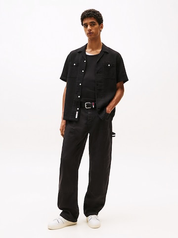 Tommy Jeans Regular fit Button Up Shirt in Black