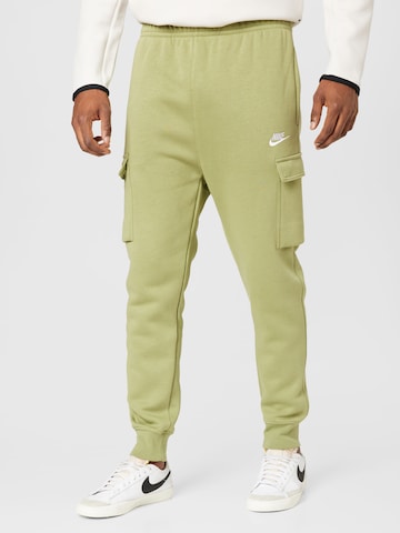 Nike SportswearTapered Cargo hlače - zelena boja: prednji dio