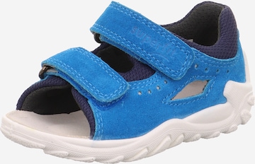 SUPERFIT - Sandalias 'FLOW' en azul: frente