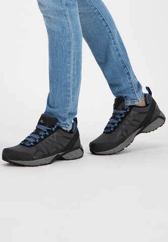 Travelin Low shoe 'Ervik' in Grey: front