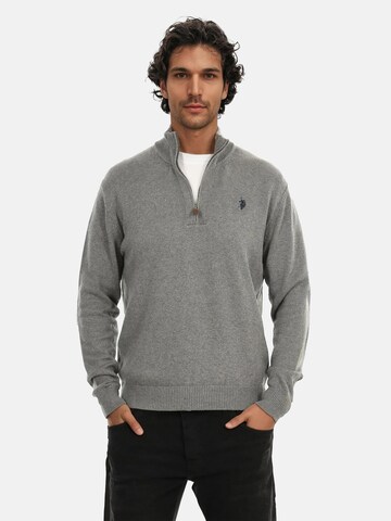 U.S. POLO ASSN. Pullover in Grau: Vorderseite