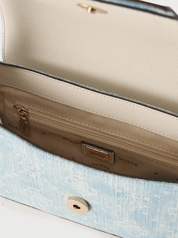 GUESS Schultertasche 'Ruby' in Blau