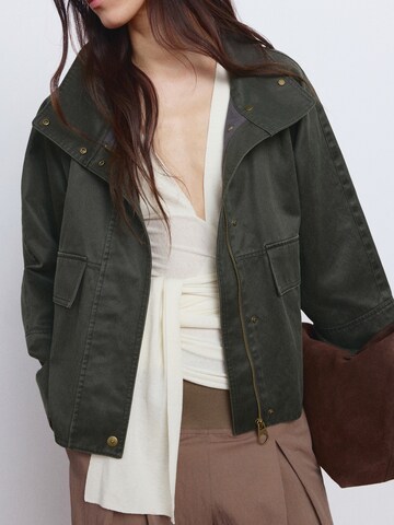 MANGO Átmeneti dzseki 'Matcha' - zöld