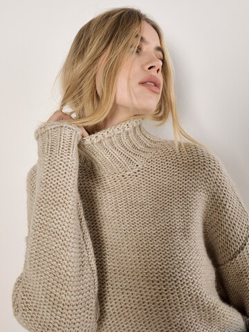 Pull-over ' ' Apricot en gris