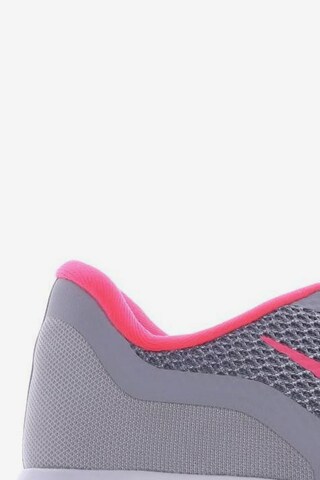 NIKE Sneakers & Trainers in 40 in Grey