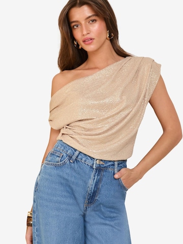 Friends Like These Блузка в Золотой: спереди