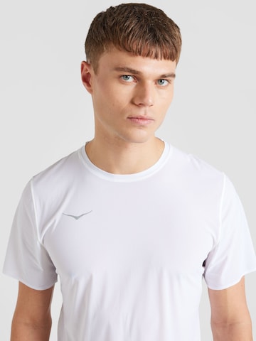 Hoka One One Sporthirt 'AIROLITE' in Weiß