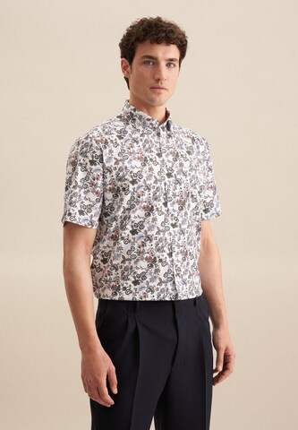 Coupe regular Chemise business SEIDENSTICKER en blanc : devant