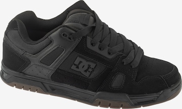 DC Shoes Sneakers laag 'DC Shoes Stag' in Zwart: voorkant