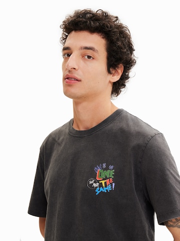 Tricou 'Carlos' de la Desigual pe gri