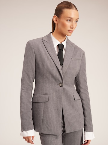 RÆRE by Lorena Rae Blazer 'Admira' in Grey: front