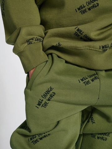 Effilé Pantalon 'MILOS' SOMETIME SOON en vert