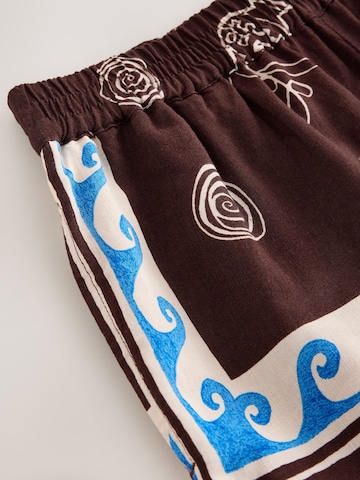 Next Regular Shorts in Braun