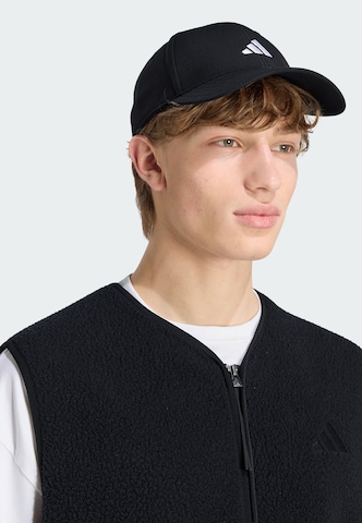 Gilet sportivo 'City Tech' di ADIDAS SPORTSWEAR in nero