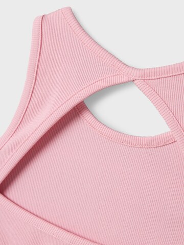 Robe NAME IT en rose