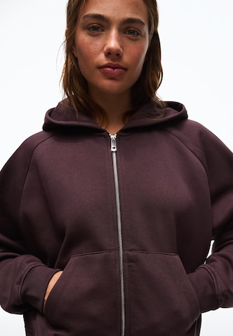 Bershka Collegetakki värissä lila