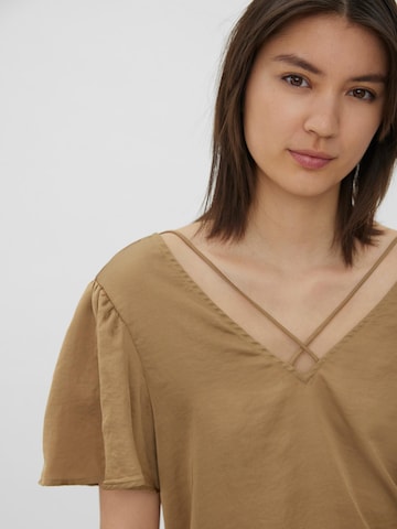 VERO MODA Blouse 'Anny' in Bruin