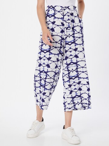 QS by s.Oliver Pants in White: front