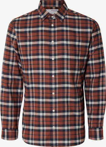 Chemise 'Owen' SELECTED HOMME en marron : devant