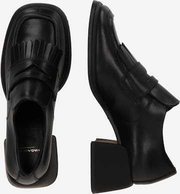 VAGABOND SHOEMAKERS Затворени обувки на ток 'ANSIE' в черно