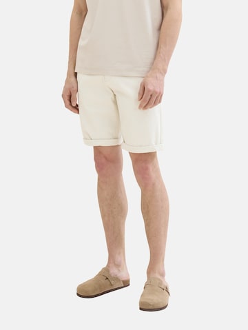 Coupe slim Pantalon chino TOM TAILOR en beige : devant