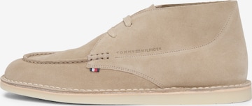 Bottes à lacets TOMMY HILFIGER en beige : devant