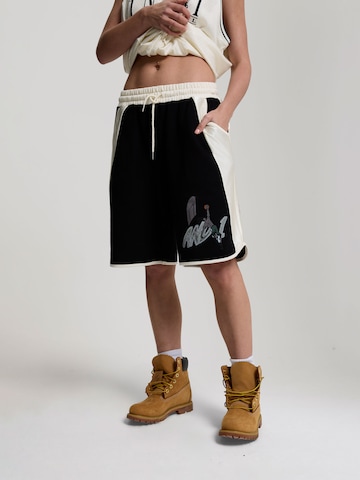 AND1 Широка кройка Панталон 'Camo Dunk' в черно