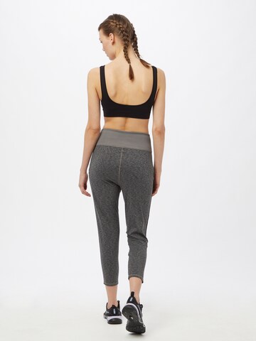 Coupe slim Pantalon de sport PUMA en gris