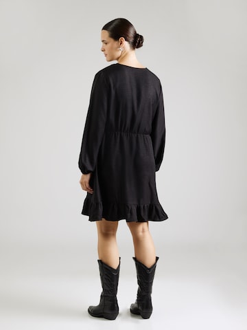 Vero Moda Curve - Vestido 'VMCELLIE' en negro