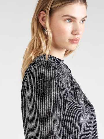 SISTERS POINT - Blusa 'GYA' en negro