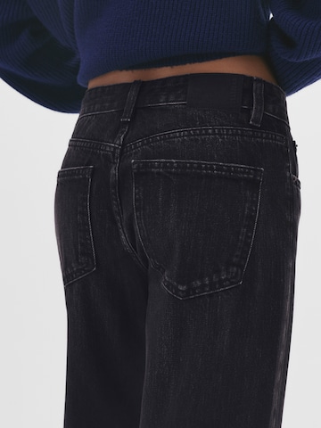 Pull&Bear Normální Džíny – černá