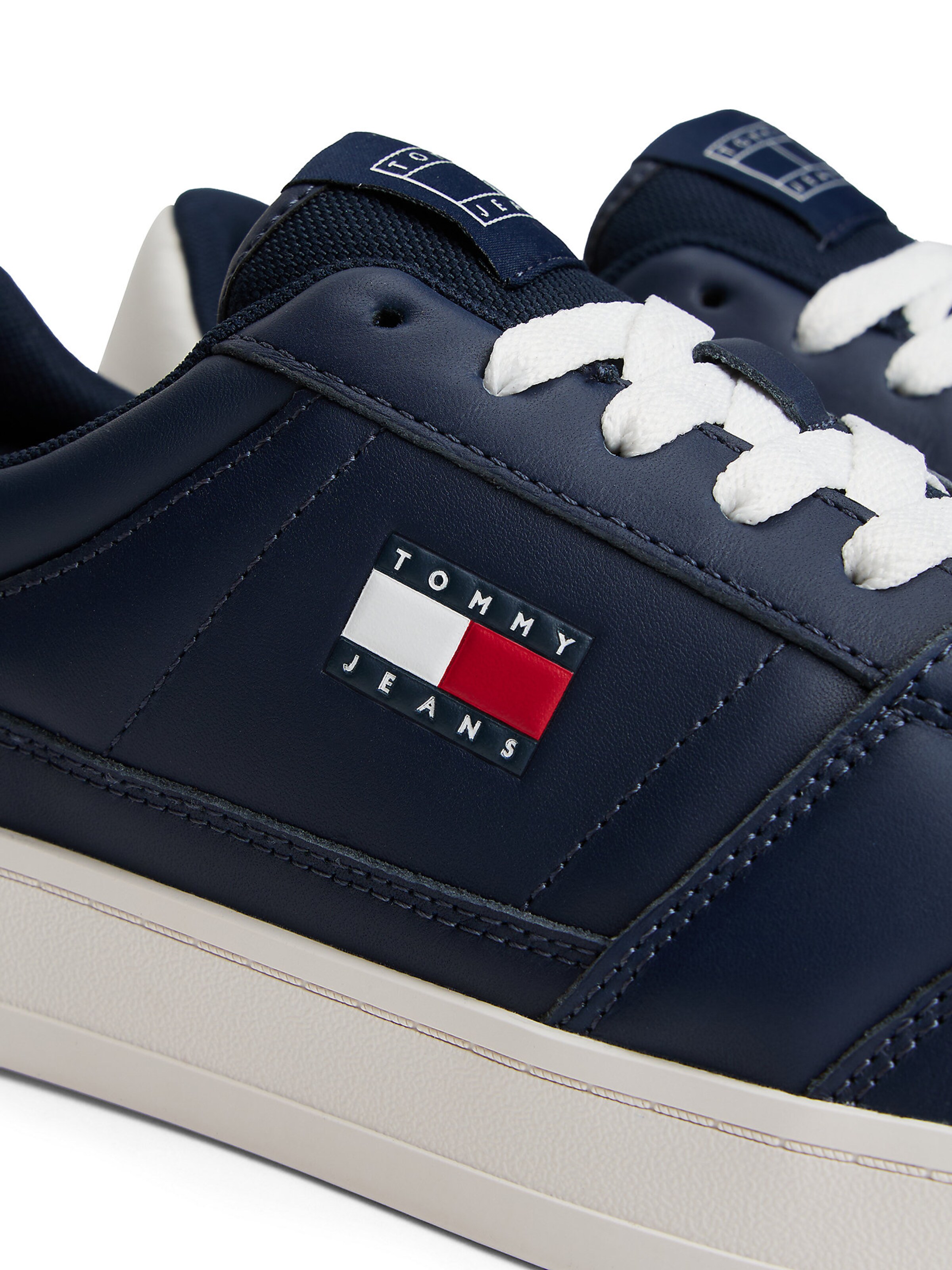 Baskets basses 'The Greenwich New Ess' Tommy Jeans en bleu
