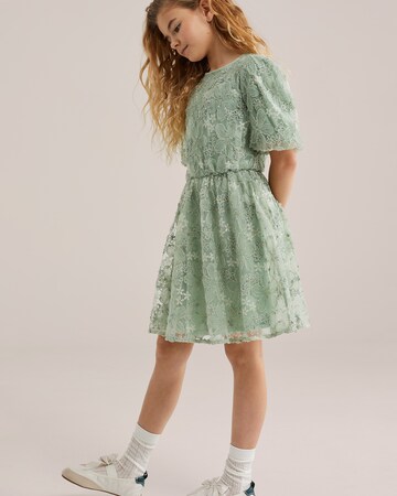 WE Fashion Dress in Green
