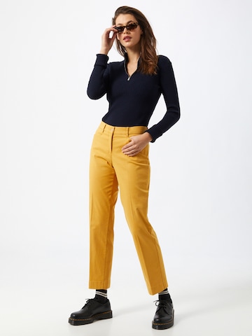 BRAX Slim fit Pleated Pants 'Mara' in Yellow