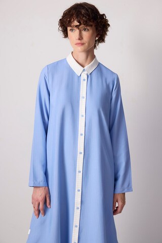 Robe-chemise Touche Prive en bleu