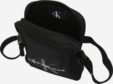 Sac à bandoulière Calvin Klein Jeans en noir