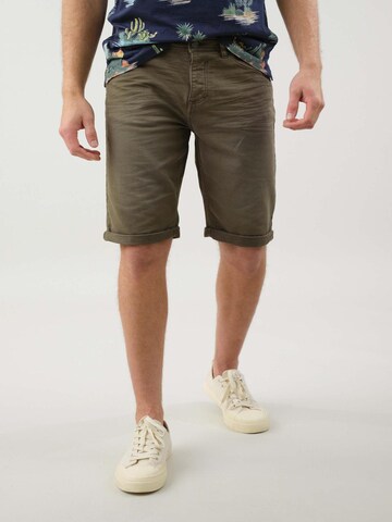 Coupe slim Pantalon 'BART' Deeluxe en vert : devant
