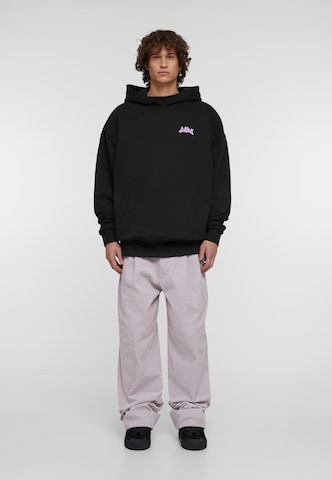 Lost Youth Sweatshirt in Black