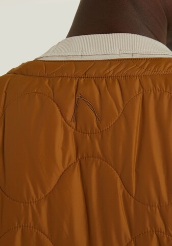 CHASIN' Jacke 'Nambu Vest' in Braun