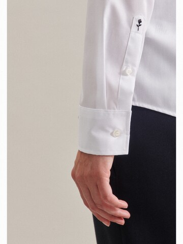 SEIDENSTICKER Hemdbluse Slim Fit in Weiß