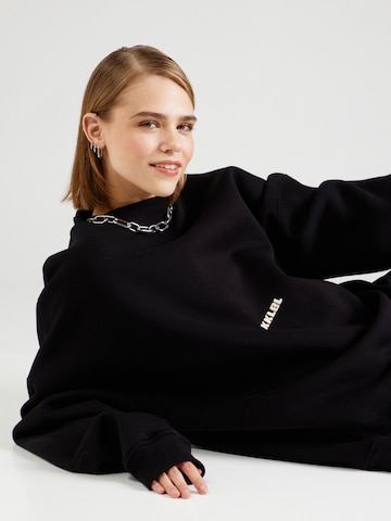 Karo Kauer Sweatshirt 'Sold Out' in Schwarz