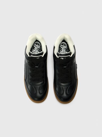 BUFFALO Låg sneaker 'Liberty One' i svart