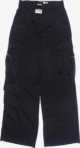 Bershka Stoffhose XS in Schwarz: Vorderseite