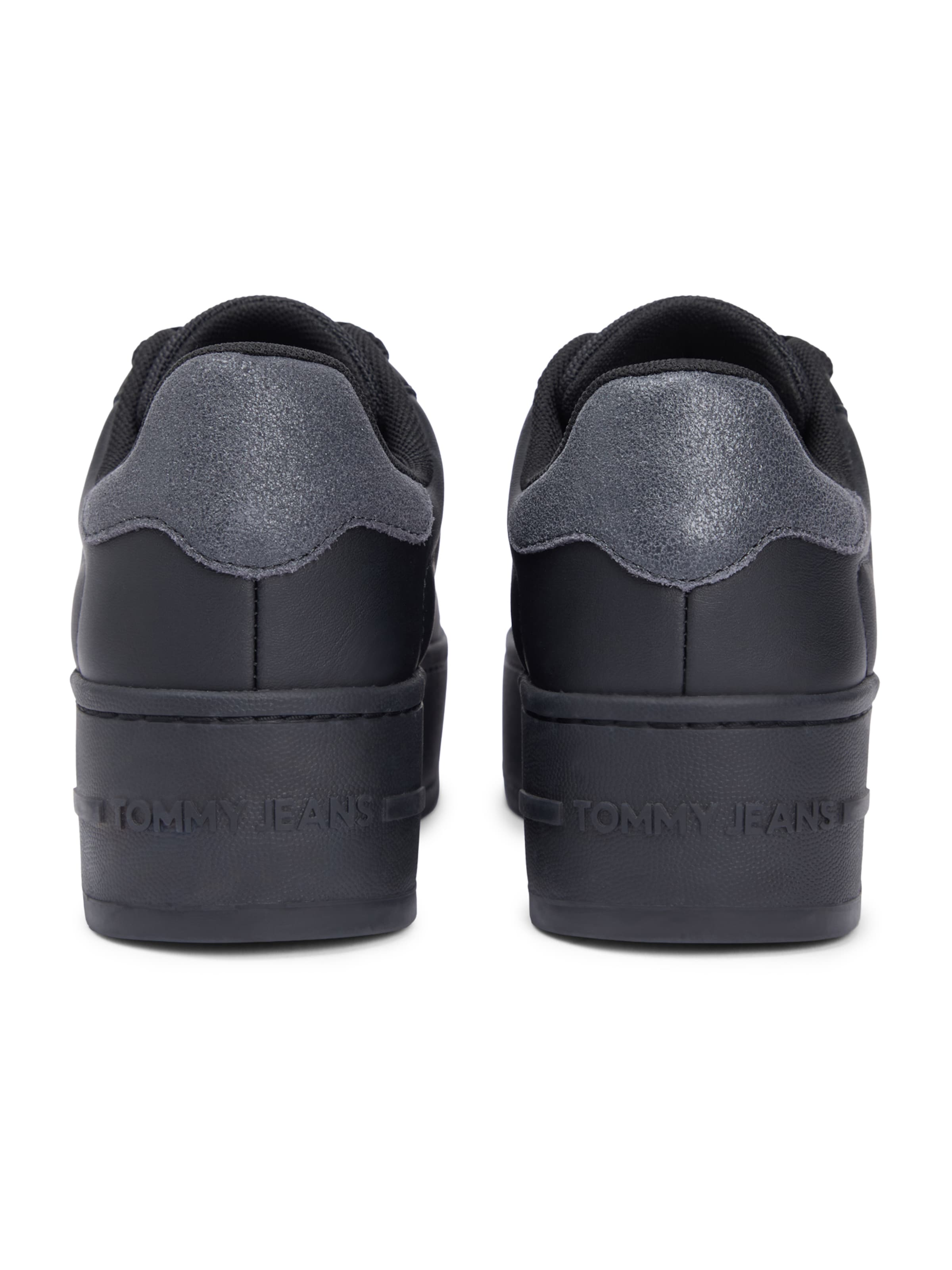Sneaker low 'ESS' de la Tommy Jeans pe negru